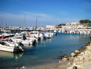 Otranto (Stadthafen), nur wenige Gästeplätze