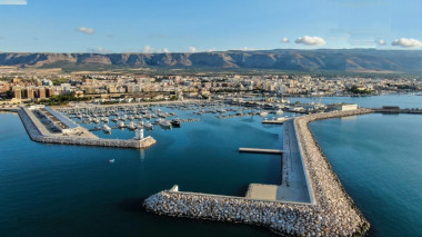 Panorama von Marina & Stadt Manfredonia